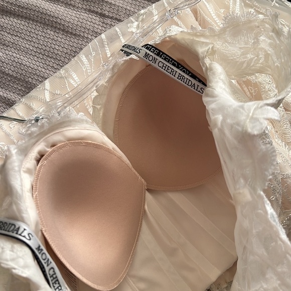 NEW Floral Wedding Dress, Embroidery Lace Beaded Off Shoulder, Mon Cheri… - Picture 8 of 11